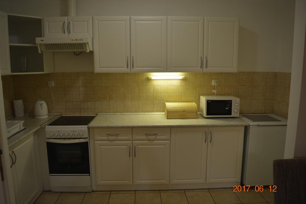 Gobe Apartman Hajdúszoboszló Exterior foto